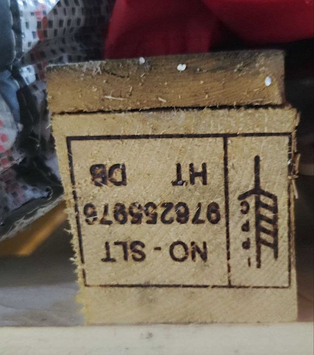 Палети піддони євро дерев'яні полегшені для лофт-мебели