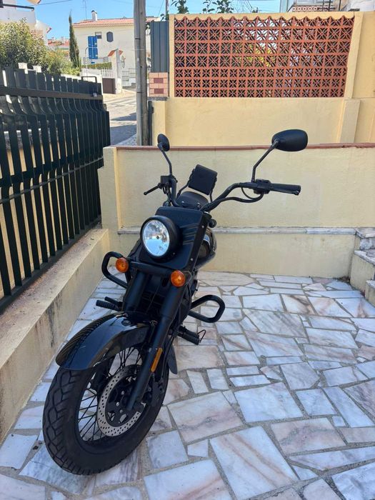 mota UM renegade 125cc