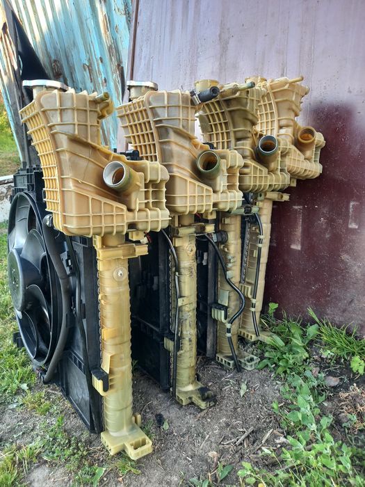 Радіатор Mercedes Vito A638 2.2cdi, 2.3D,TD..