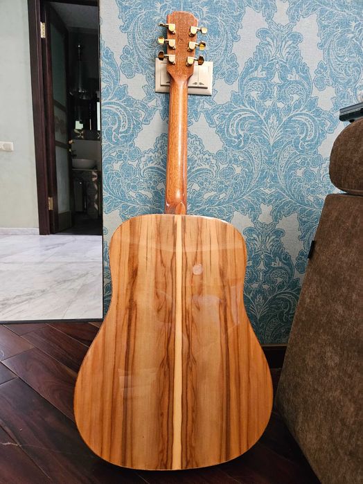 Акустична гітара Кремона