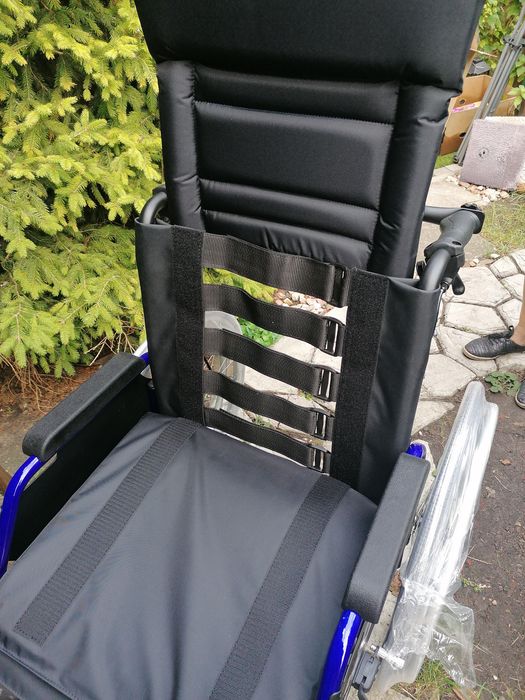 Nowy wózek, rozkładany  Vermeiren Eclips X4 90° –alu transport