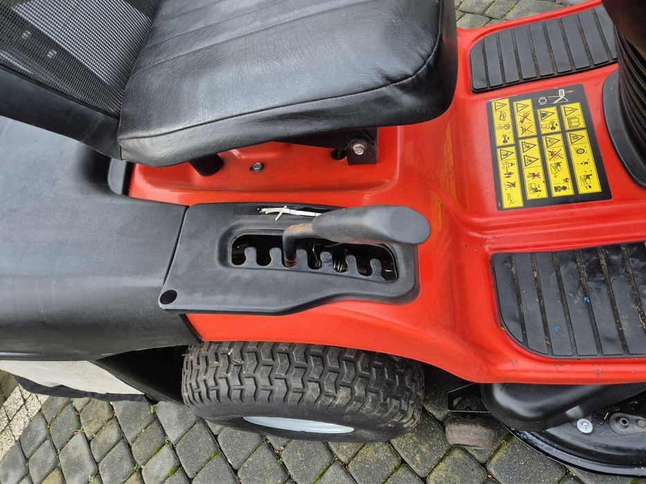 Traktorek Kosiarka Simplicity Regent V-Tvin 22Hp  Briggs Stratton