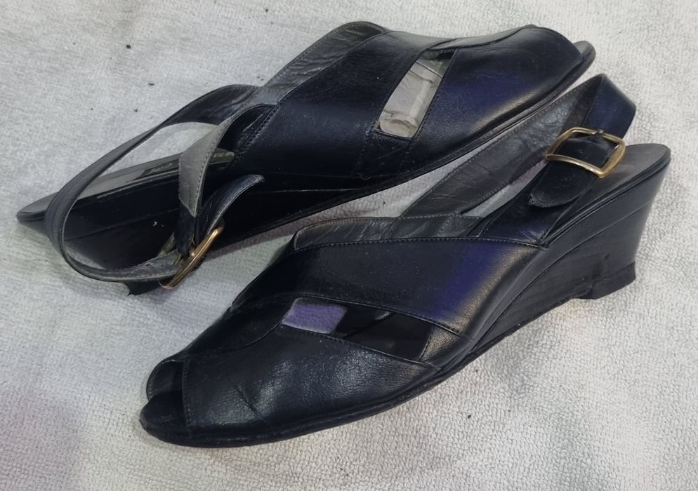 Lote de Sapatos Mulher N° 34 valor cada variado ver todas fotos