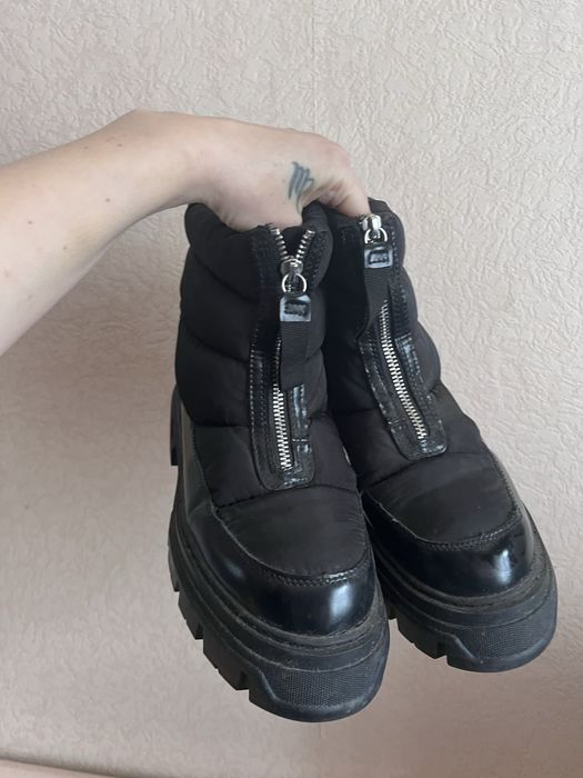 Зимові чоботи H&M