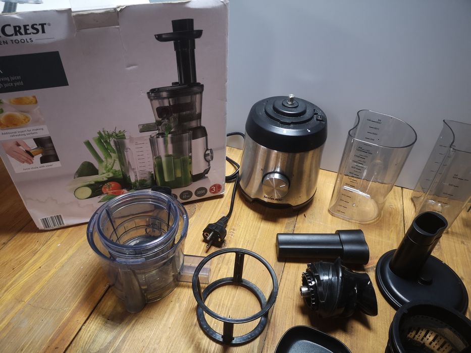 Wyciskarka do soku Silver Crest.