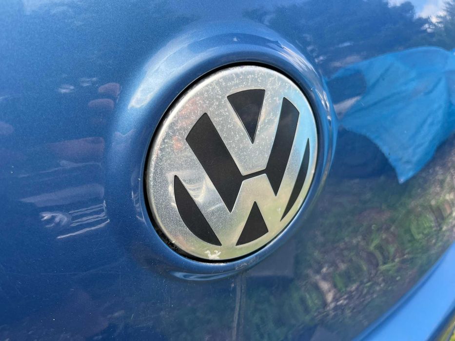 emblemat klamka mikrostyk klapy tył tylna tylnia vw golf v 5 1k0 2003 -2009 hatchback