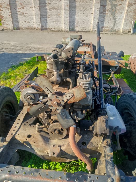 Продам двигун д-240