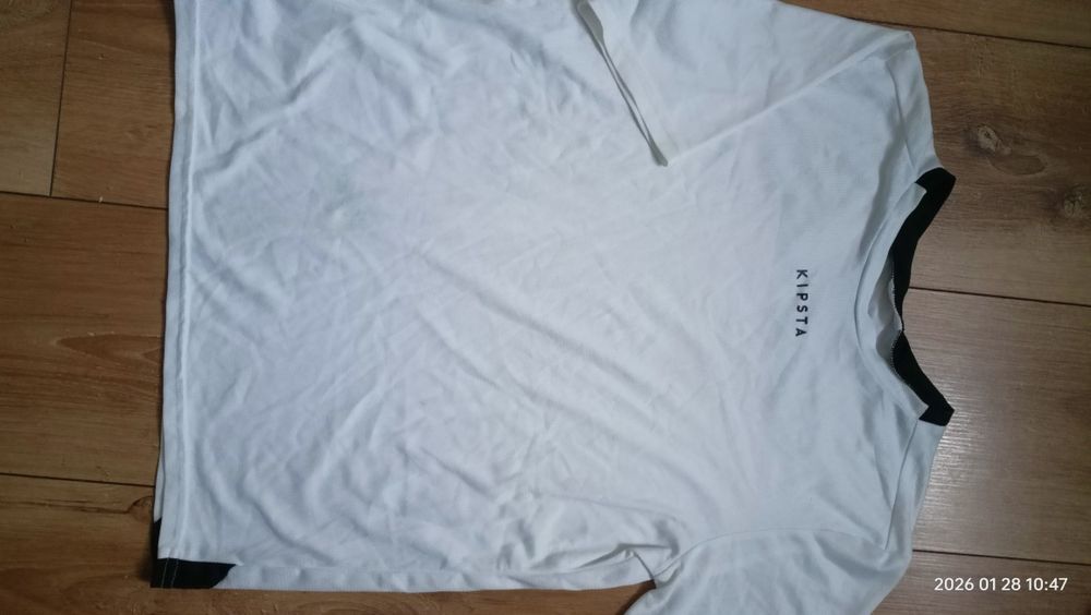 Koszulki dla chłopca 152