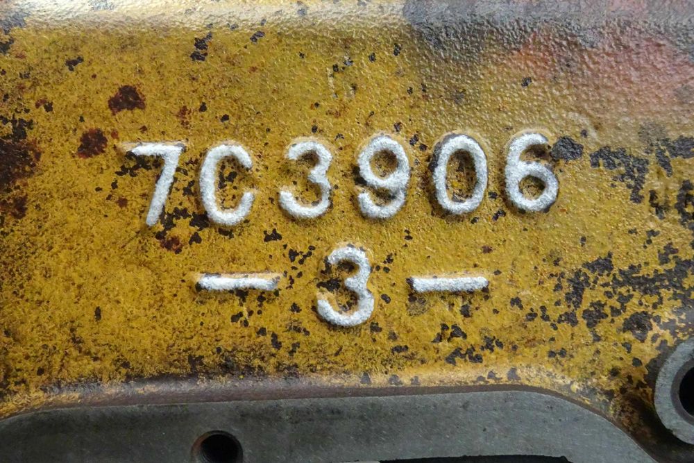 Głowica do silnika Caterpillar 3306. Cylinder head Cat 3306