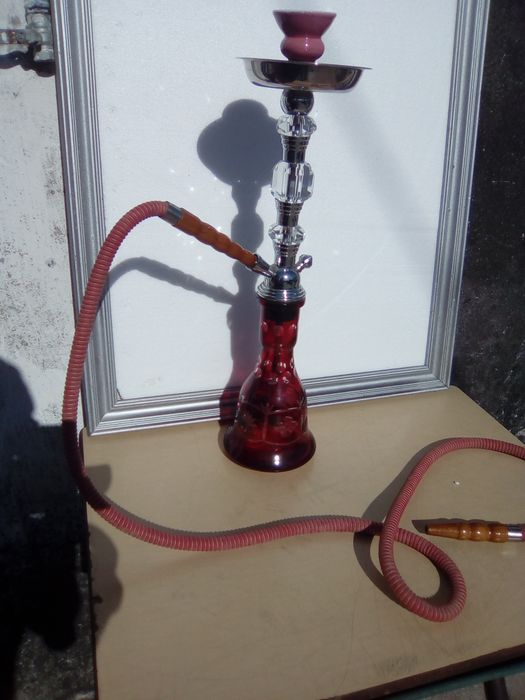 Peça decorativa em vidro e metal