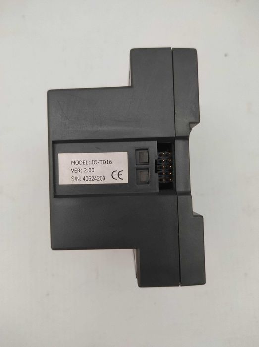 Панель та модулі Unitronics