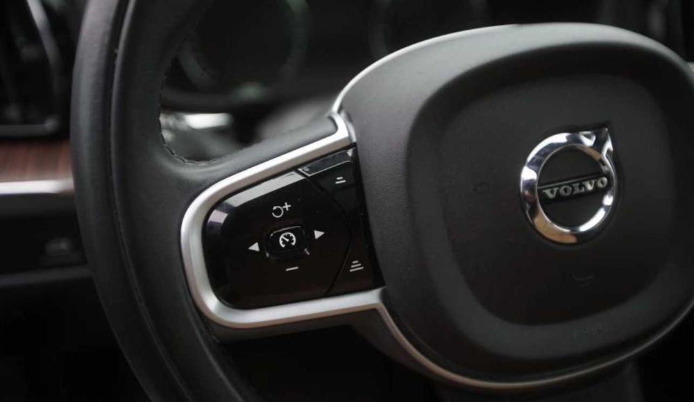 Volvo XC-60 2019 року