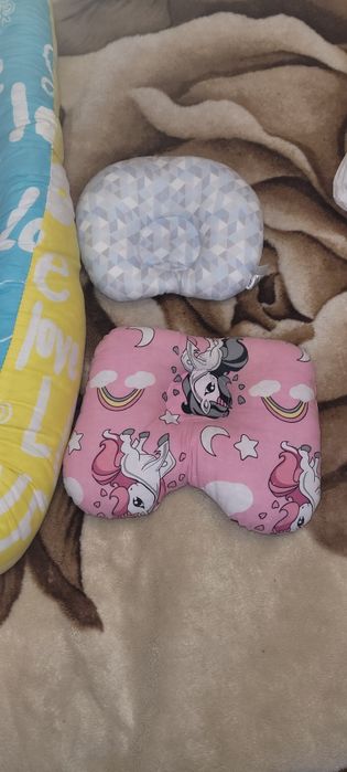 Речі для малечі  переважно для дівчинки