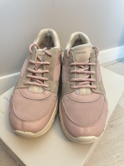 Кроссовки Geox в илеальном состоянии