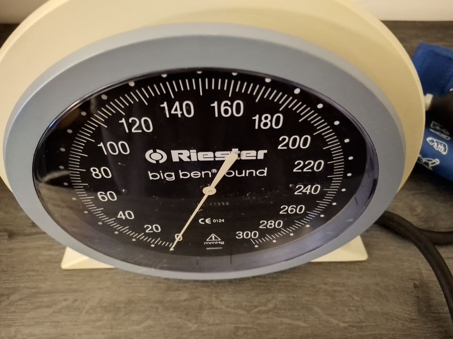 Esfigmomanómetro Riester big ben®