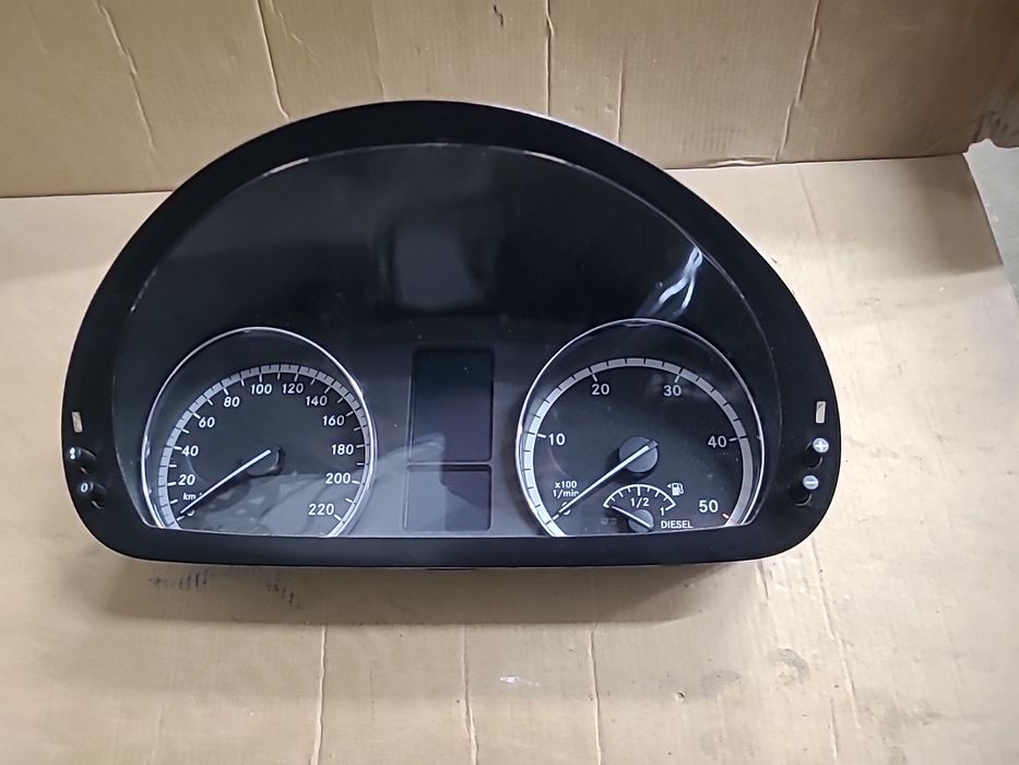 Mercedes Vito 639 wszystkie części silnik skrzynia dyfer drzwi klima