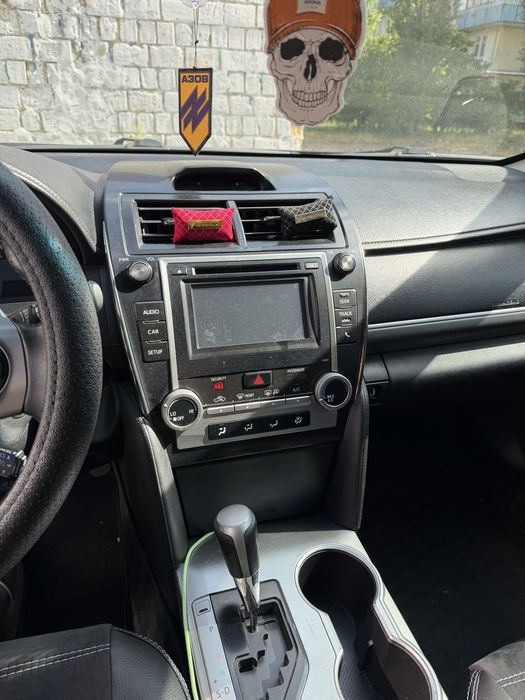 Продам Toyota camry