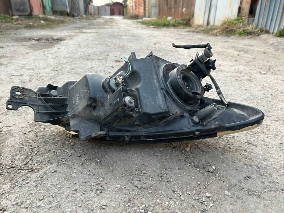 Передня ліва фара Mitsubishi Lancer 9 2006 1.6 універсал оригінал