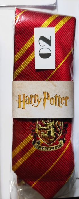 Harry Potter Chaves PIN Badge Patch Gravata Cachecol Traje Pendente