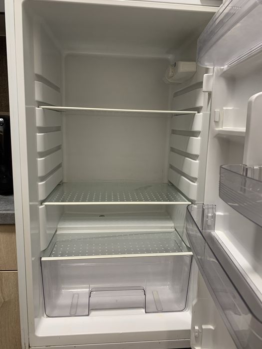 Продам холодильник KALUNAS б/в під ремонт