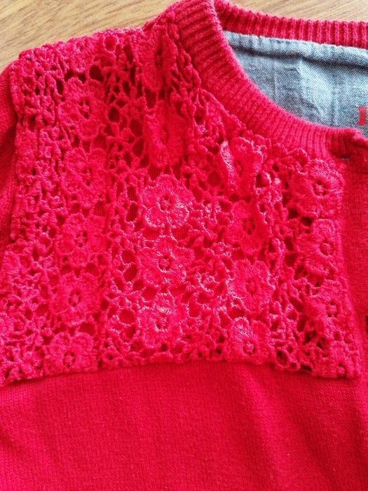 Sweterek dla dziewczynki