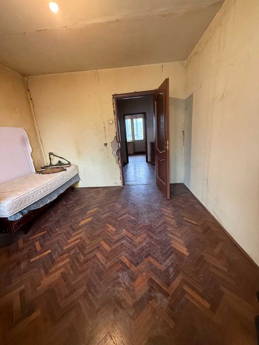 Продаж 3-кімнатної квартири на Сихові просп. Червоної Калини (Шувар)