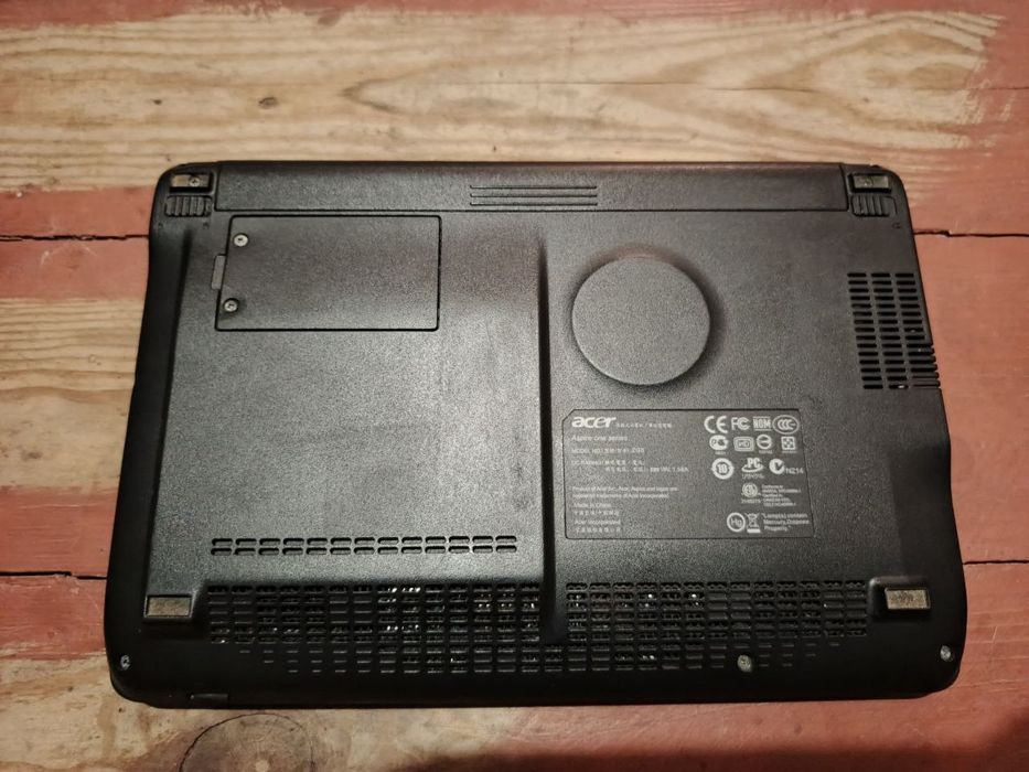 Нетбук Acer Aspire One