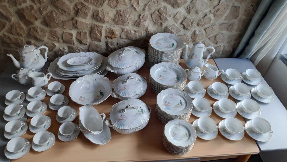 Serviço de Loiça VISTA ALEGRE anos 100 a 150, 1924 a 1974 completo