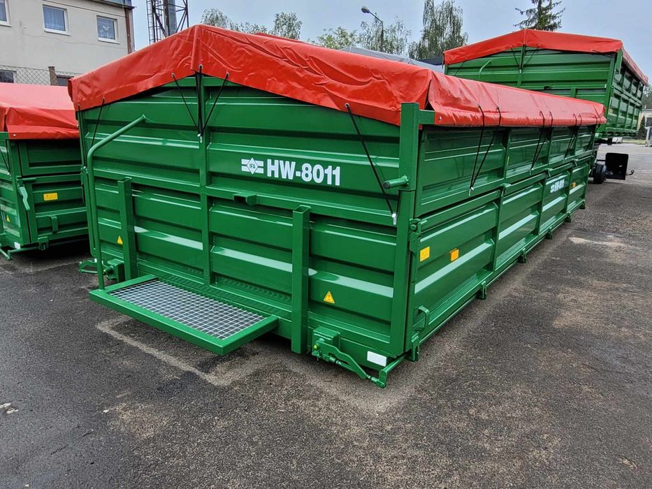 Zabudowa przyczepy rolniczej HL 8011