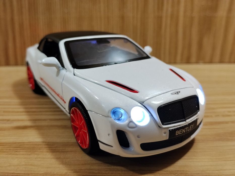 Модель Bentley continental 1:32 Автопром металл свет звук инерция бент