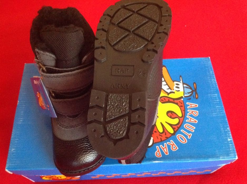Botas neve NOVAS unissexo water proof (à prova de água) t29 e t32