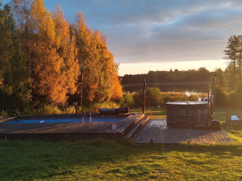 Domek nad Jeziorem z Jacuzz dla 6 osób