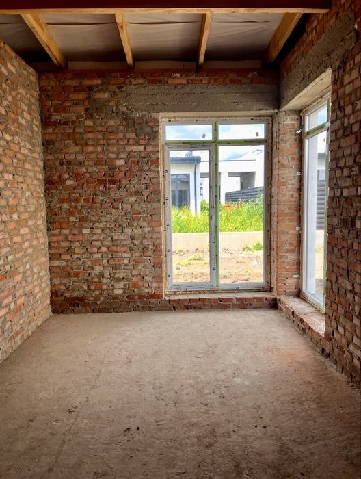 Кутовий котедж з ділянкою, продаж від забудовника. 14кВт світла