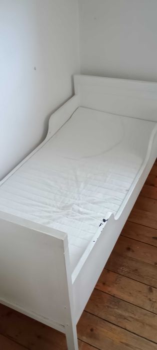 Łóżko dziecięce białe