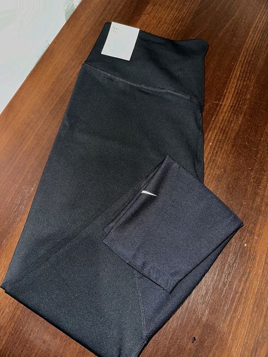 Продам нові легінси Nike