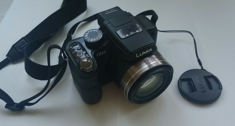 Фотоапарат Panasonic Lumix DMC-FZ45