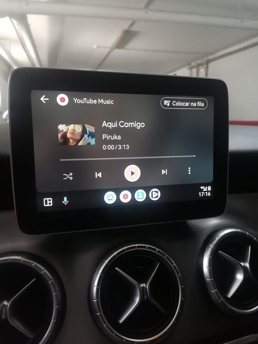 Ativação de Apple CarPlay e Android Auto para viaturas Mercedes-Benz
