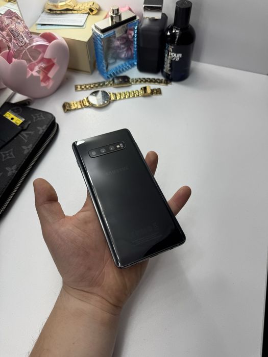 Samsung Galaxy S10+ Plus 128Gb Neverlock Black Самсунг