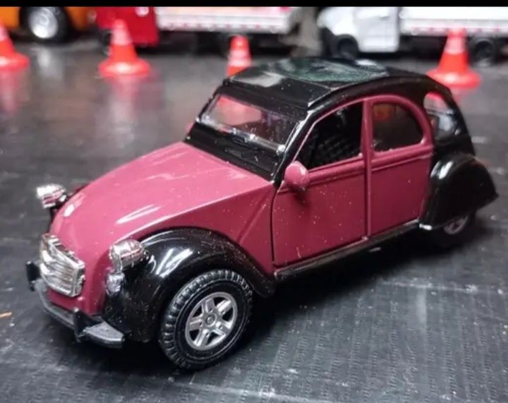 Carro Miniatura Citroën 2 cavalos Charleston