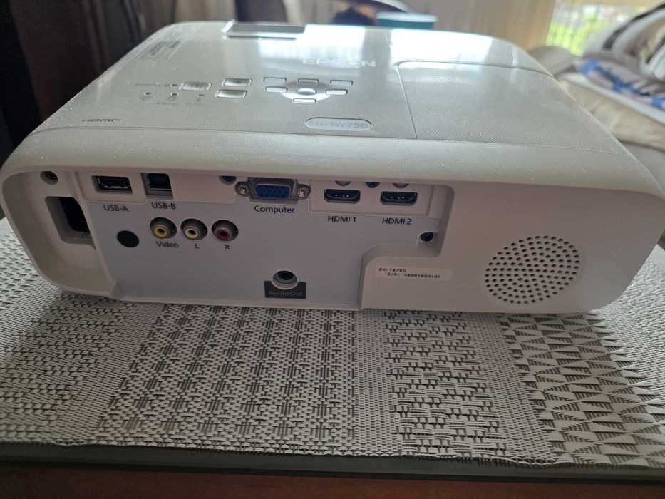 Projektor Epson EH TW750