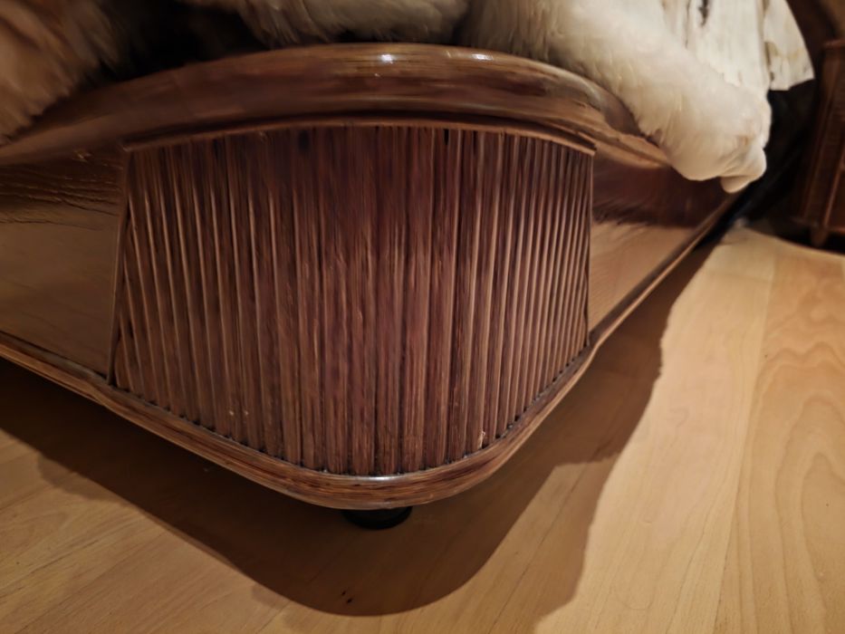 Oportunidade, quarto completo em bambu