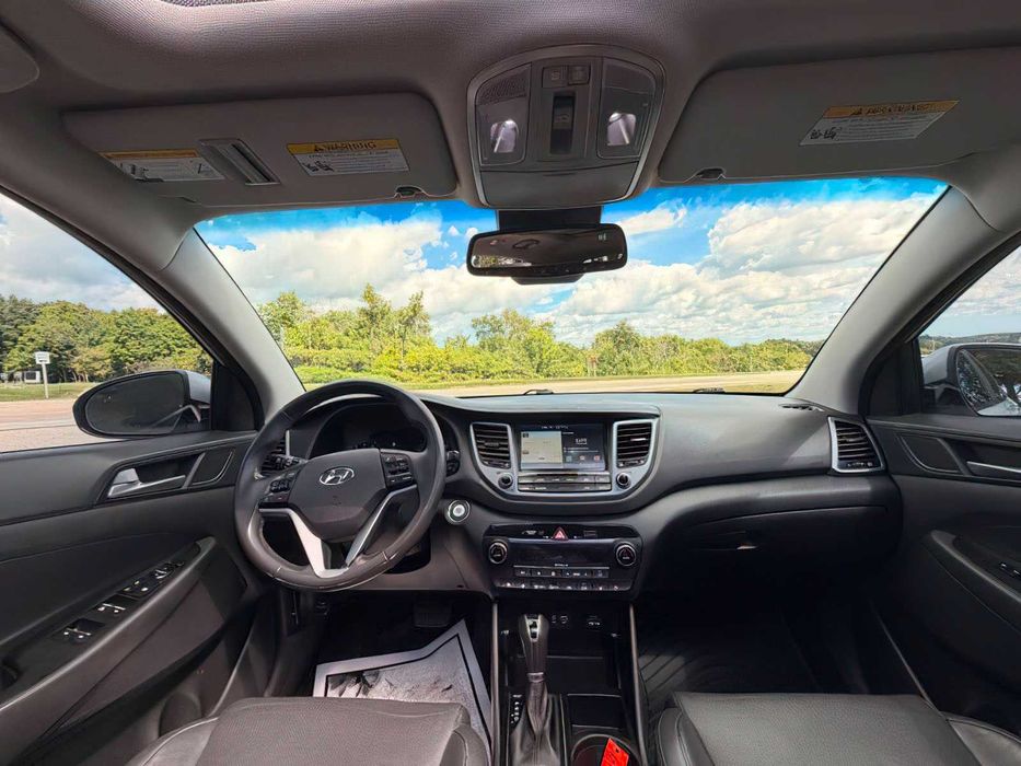 Hyundai Tucson Limited      2016