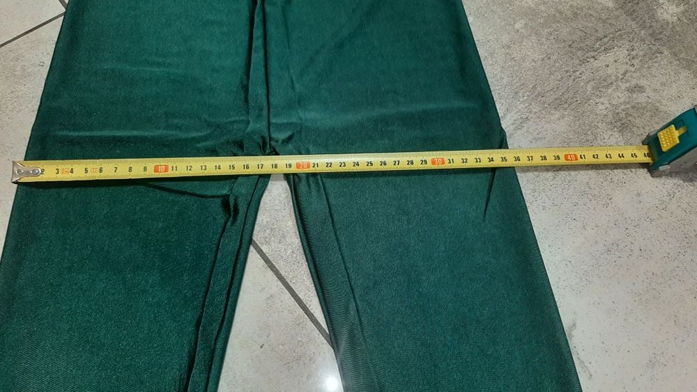 Legginsy lycra getry z lajkry zielone błyszczące kolarki za kolano