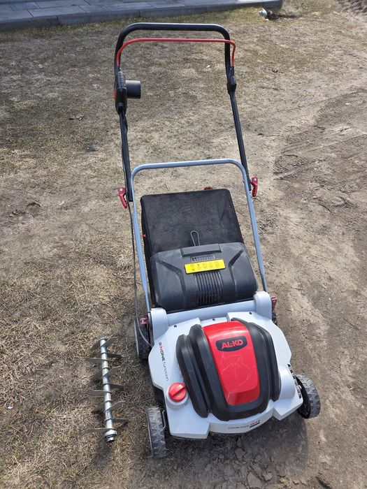 Wertykulator elektryczny