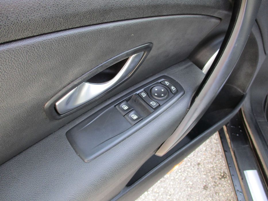 RENAULT MEGANE COUPE 1.5 DCI COM GARANTIA E REVISÃO