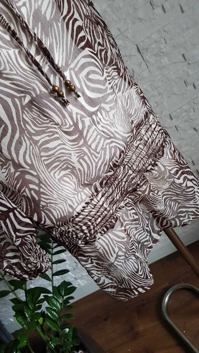 Hunkemoller pareo na strój kąpielowy mgiełka