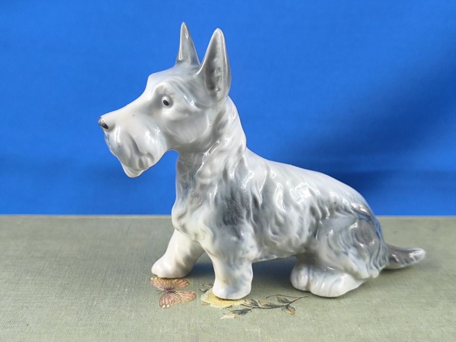Terrier #pies #porcelana #dekoracja