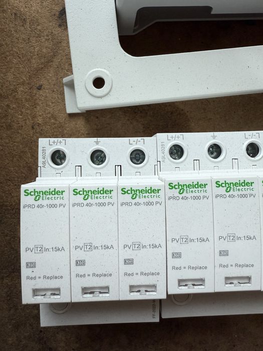 Falownik SOLIS S5-GR3P10K + zabezp + ppoż