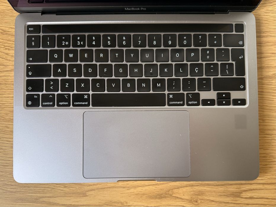 MacBook Pro M2 (2022) – 8GB / 256GB 13”