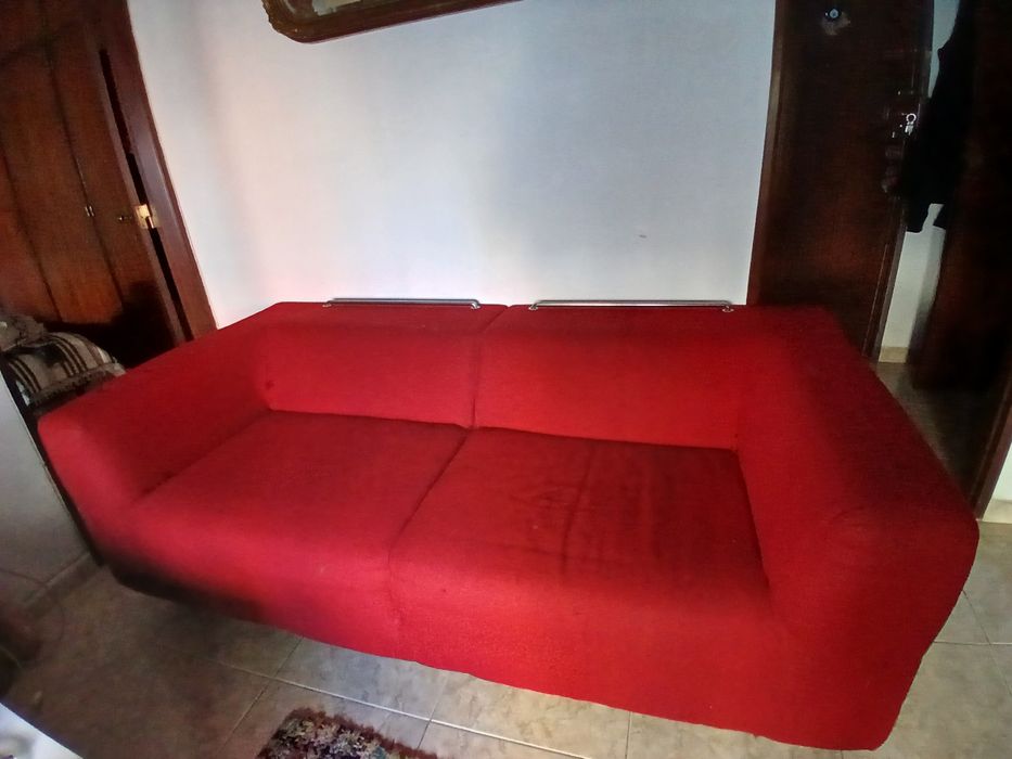 Sofá cama 3 lugares em muito bom estado